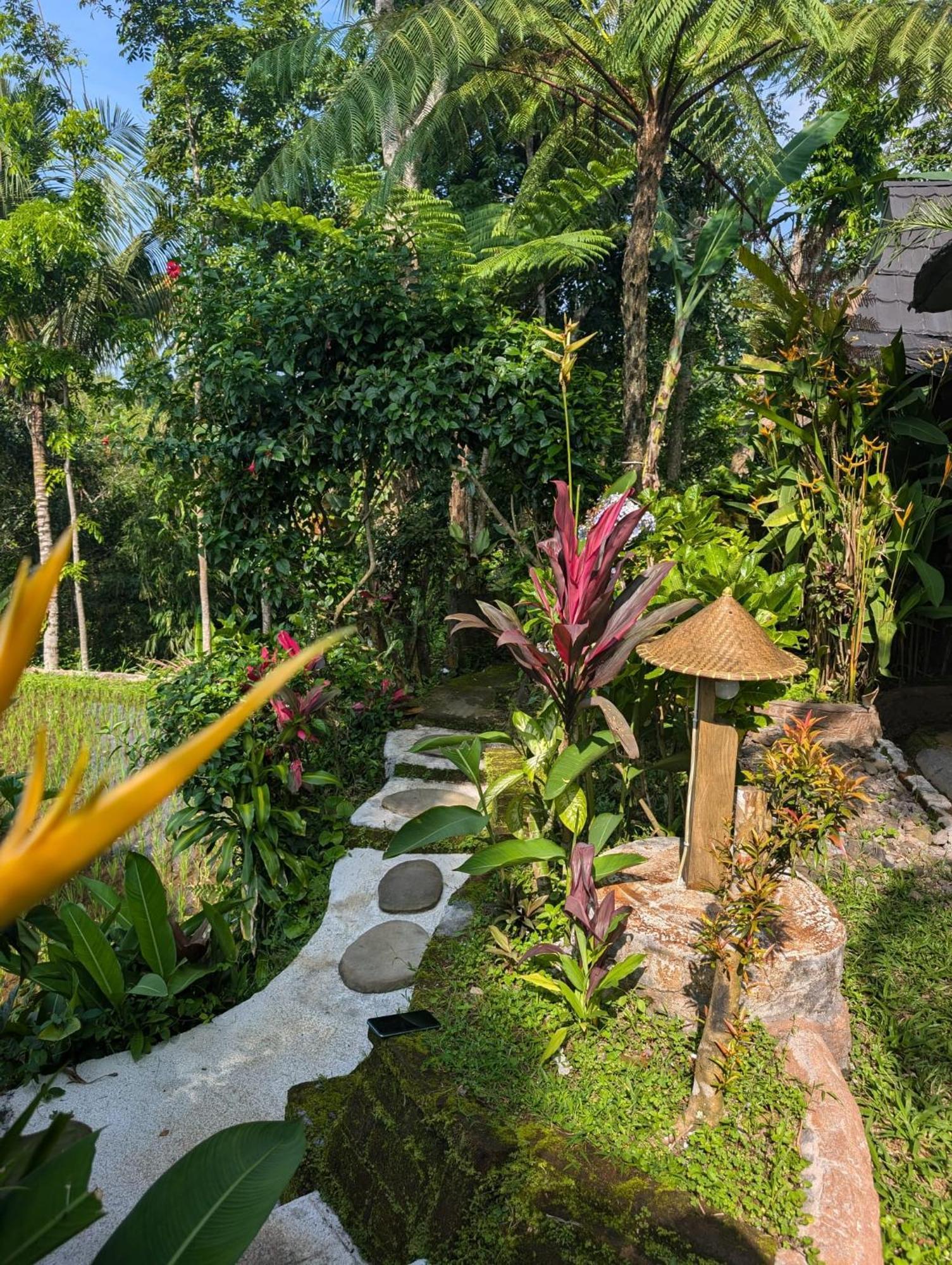 Hotel Satu Lingkung à Tetebatu Extérieur photo
